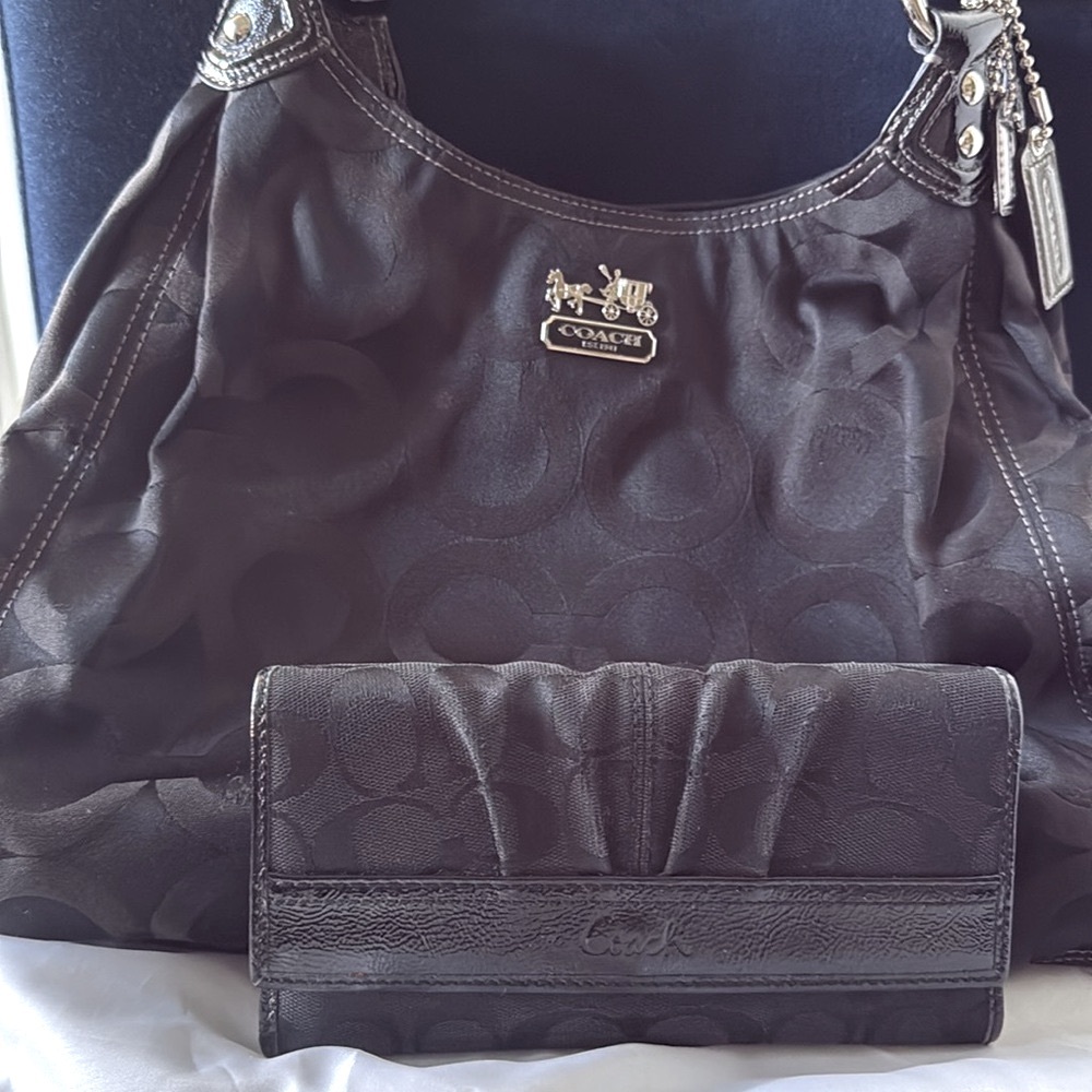 Coach Maggie Madison Op Art Bag & Coach Logo Wallet